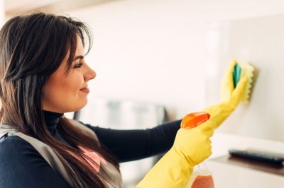 Pourquoi recruter une femme de ménage en 2023 ?
